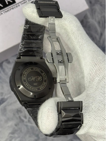 Hublot Geneve Price in Pakistan – Diamond Cut Skeleton Watch
